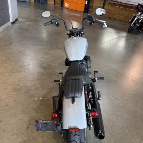 Harley-Davidson® Street Bob™ 114 2024 thumb 0