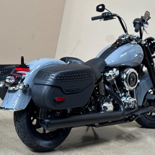 Harley-Davidson® Heritage Classic 2026 thumb 0