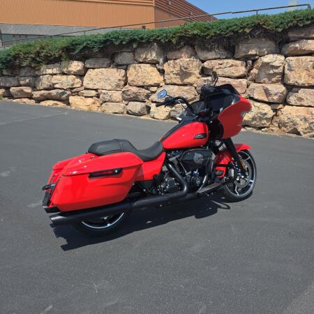 Harley-Davidson® Road Glide® 2026 thumb 2