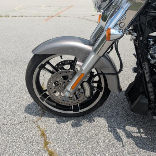 Harley-Davidson® Freewheeler® 2017 thumb 1
