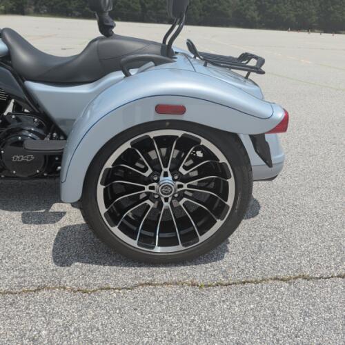 Harley-Davidson® Road Glide 3 2024 thumb 0