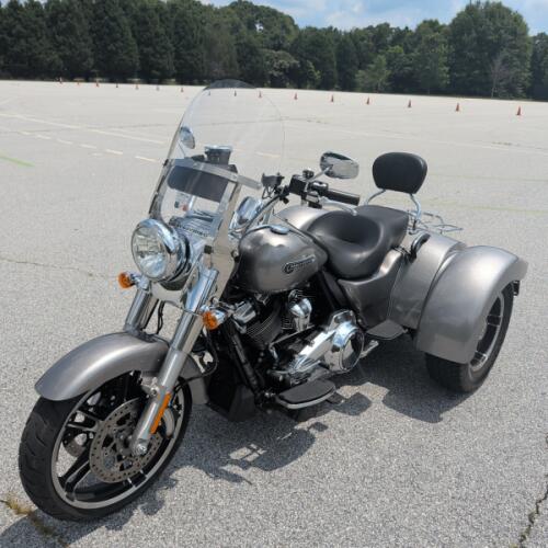 Harley-Davidson® Freewheeler® 2017 thumb 2