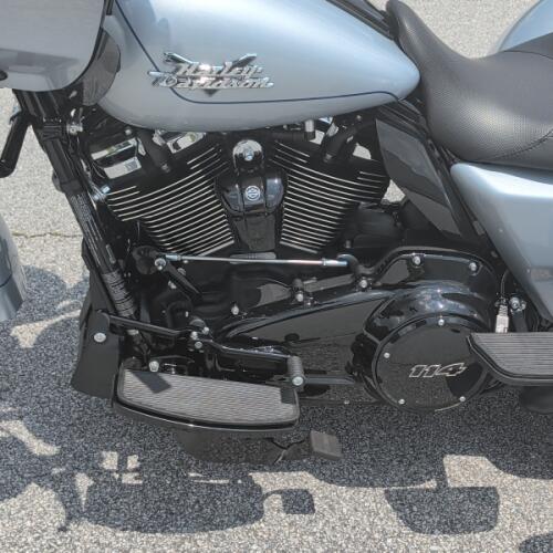 Harley-Davidson® Road Glide 3 2024 thumb 2
