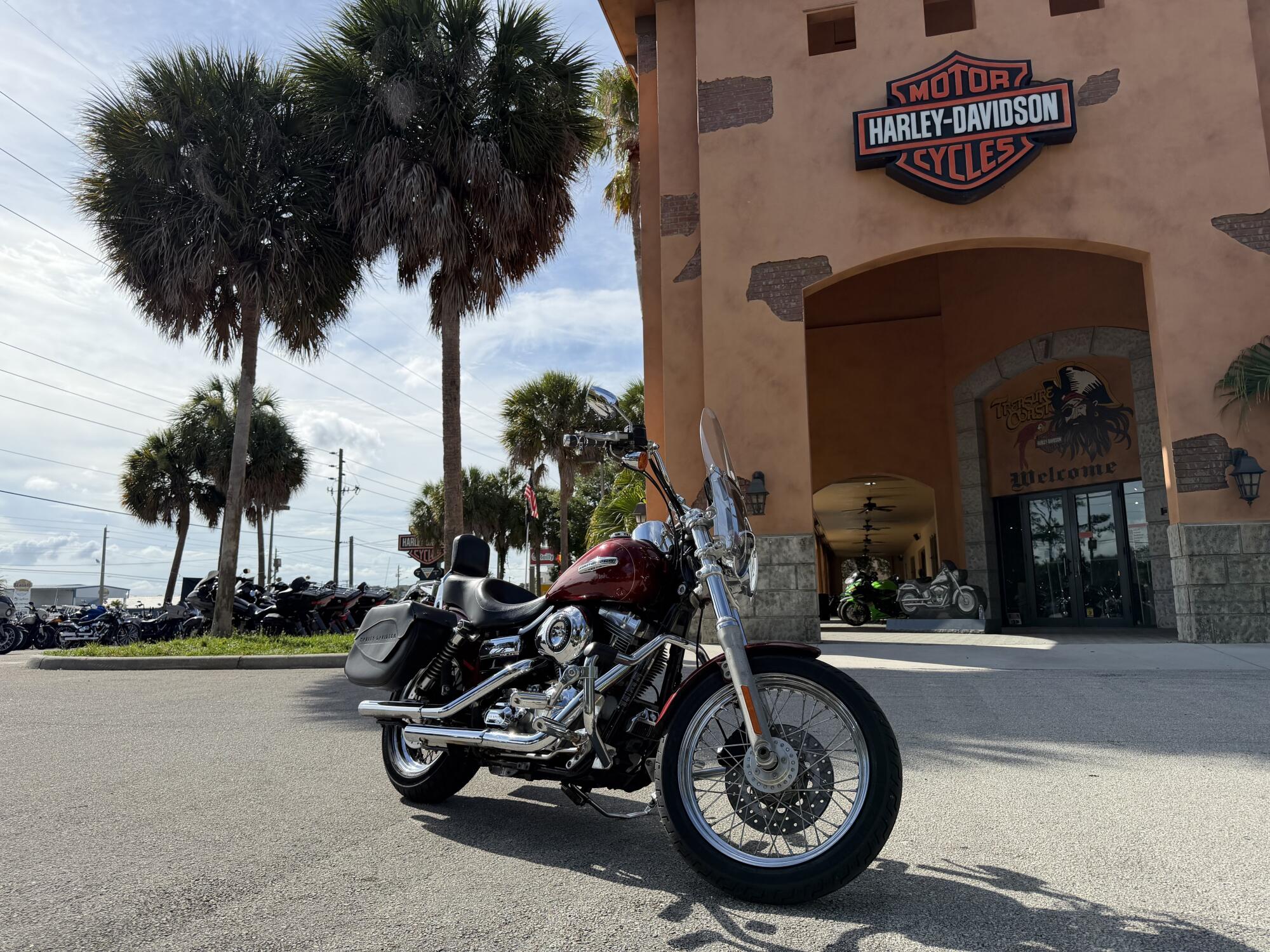 Harley-Davidson® Super Glide® Custom 2009