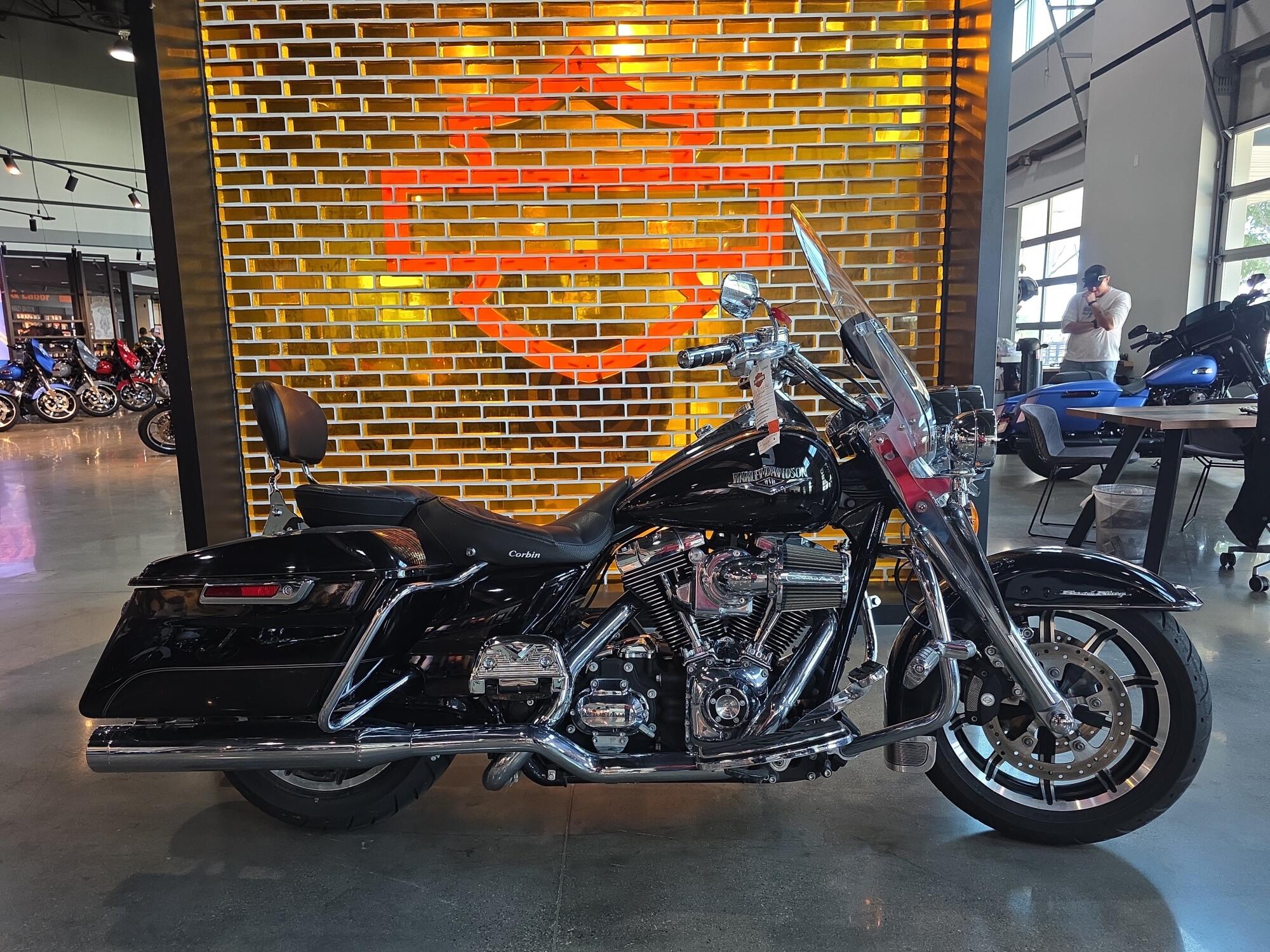 Harley-Davidson® Road King® Classic 2015