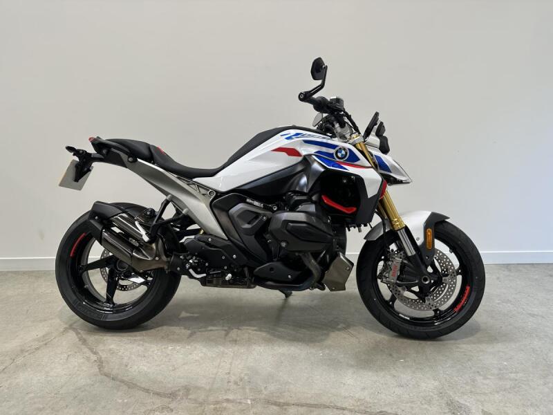  2025 BMW R 1300 R SE