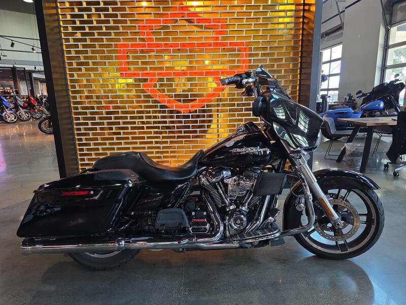 Harley-Davidson® Street Glide® 2018