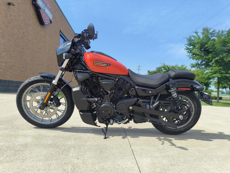 2026 Harley-Davidson® Nightster® Special Blood Orange Black Trim