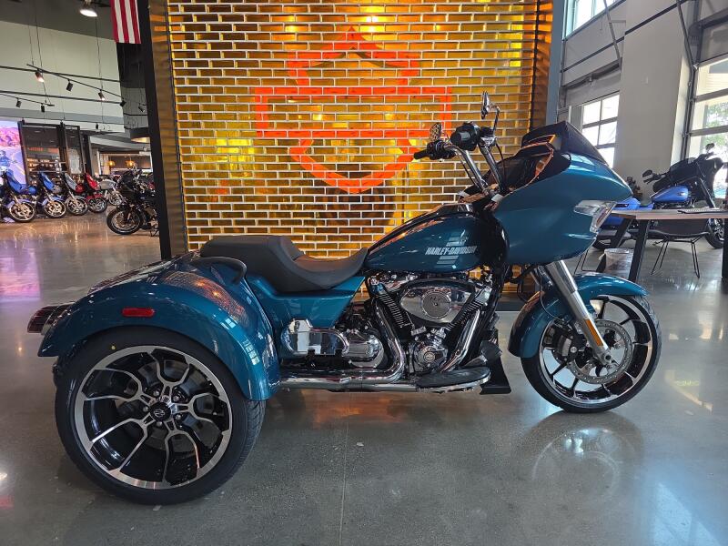Harley-Davidson® Road Glide 3 2026