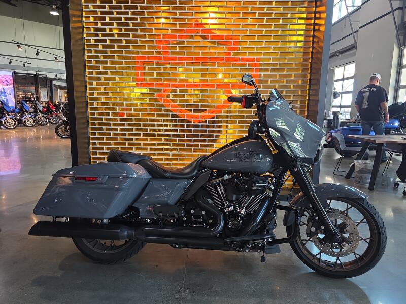 Harley-Davidson® Street Glide® ST 2022