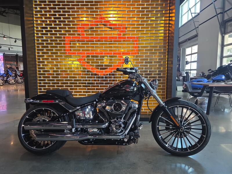 Harley-Davidson® Breakout™ 2025