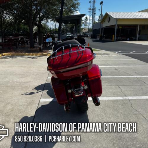 2026 Harley-Davidson® Road Glide Limited Brilliant Red Chrome Trim thumb 2