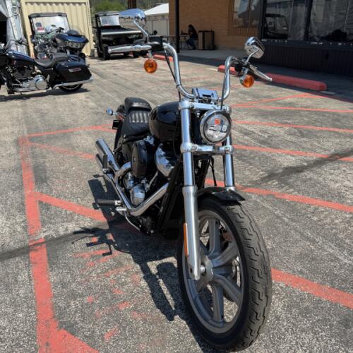 Harley-Davidson® Softail® Standard 2023 thumb 2