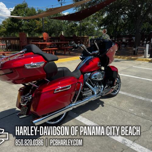 2026 Harley-Davidson® Road Glide Limited Brilliant Red Chrome Trim thumb 3