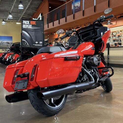 Harley-Davidson® Road Glide™ 2026 thumb 2