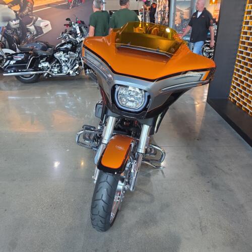 Harley-Davidson® CVO Street Glide 2026 thumb 2