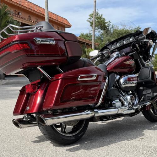 Harley-Davidson® Ultra Limited 2023 thumb 2