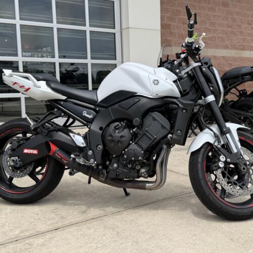 Yamaha FZS10BW 2012 thumb 3