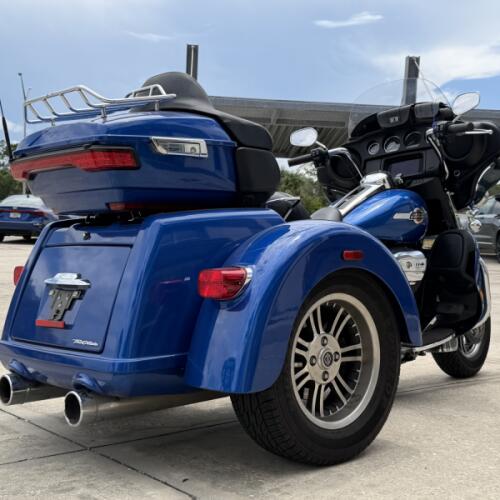 Harley-Davidson® Tri Glide™ Ultra 2024 thumb 2