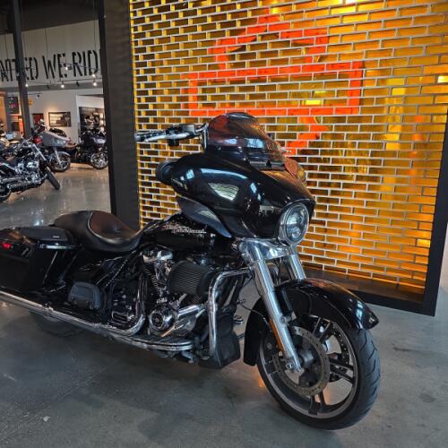 Harley-Davidson® Street Glide® 2018 thumb 3