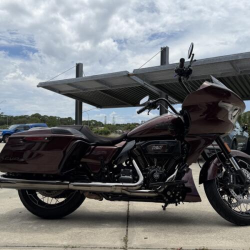 Harley-Davidson® CVO™ Road Glide® 2024 thumb 3