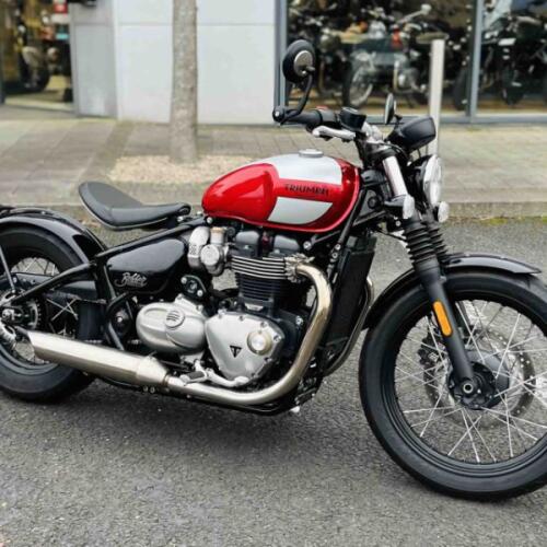 TRIUMPH BONNEVILLE BOBBER €245 per month thumb 3