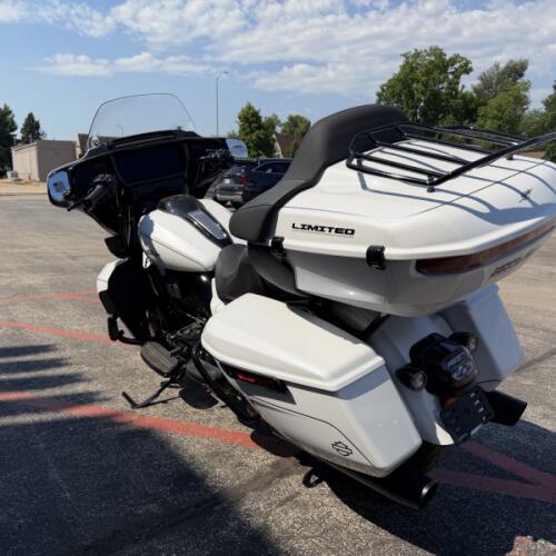 Harley-Davidson® Street Glide Limited 2026 thumb 3