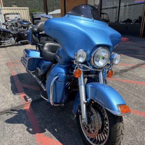 Harley-Davidson® Electra Glide® Ultra Classic® 2011 thumb 2