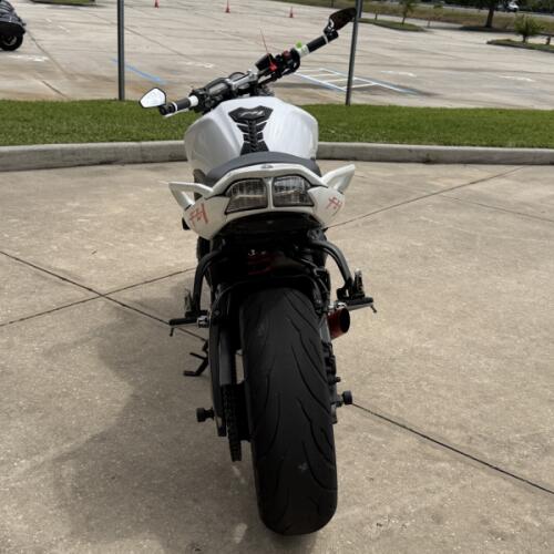 Yamaha FZS10BW 2012 thumb 1