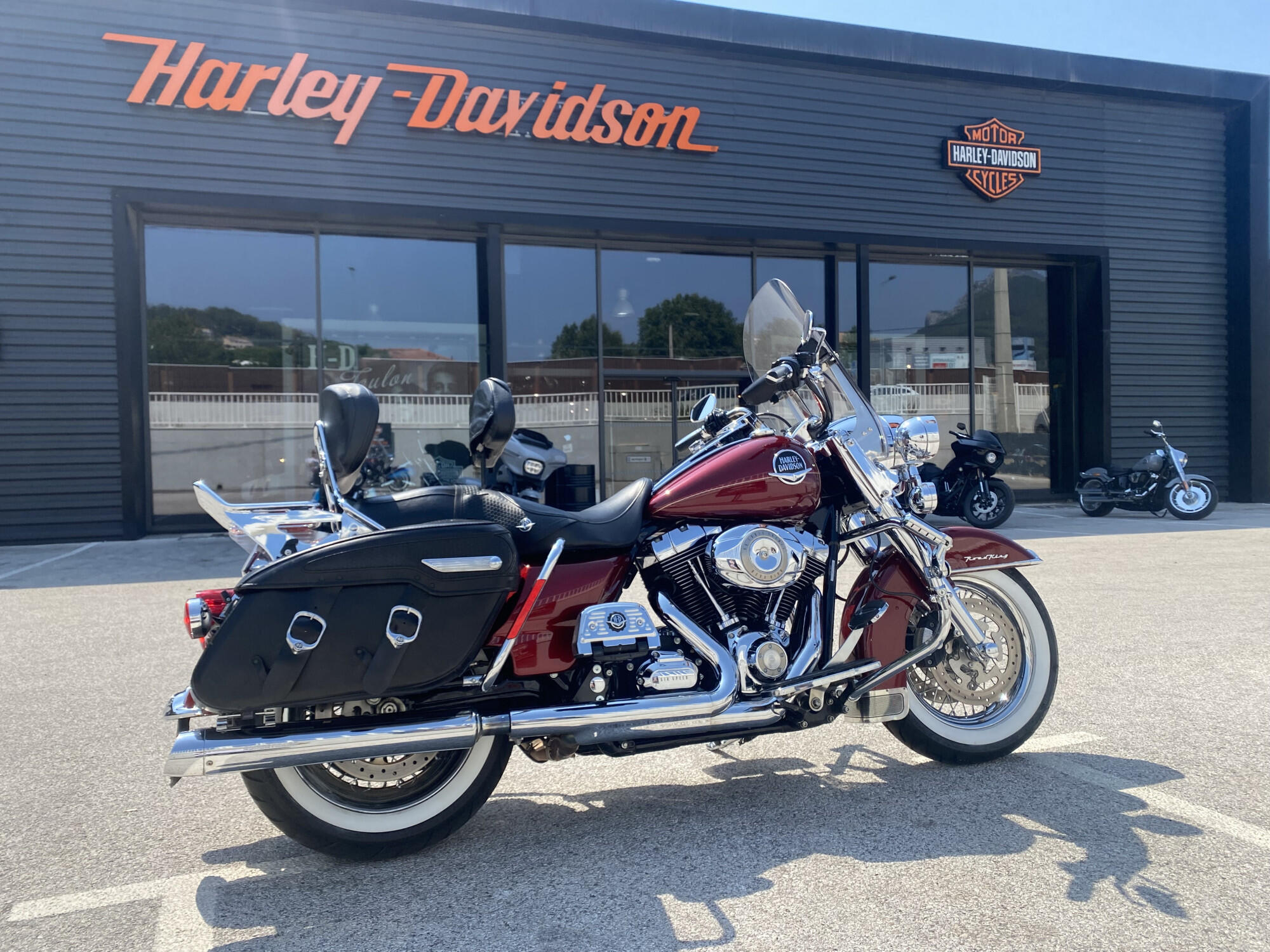 2010 Harley-Davidson® Road King® Classic