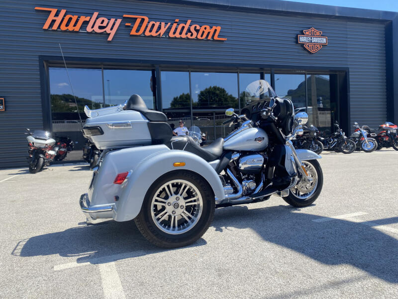 2023 Harley-Davidson® Tri Glide® Ultra
