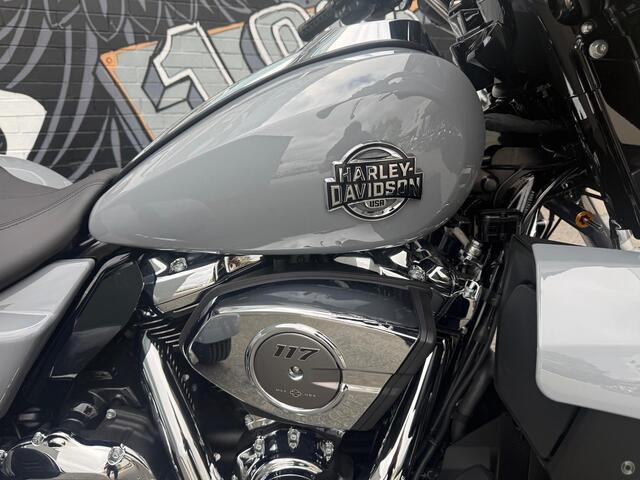 MY26 Harley-Davidson Trike Street Glide 3 Limited 117 VVT (FLHLT) 
