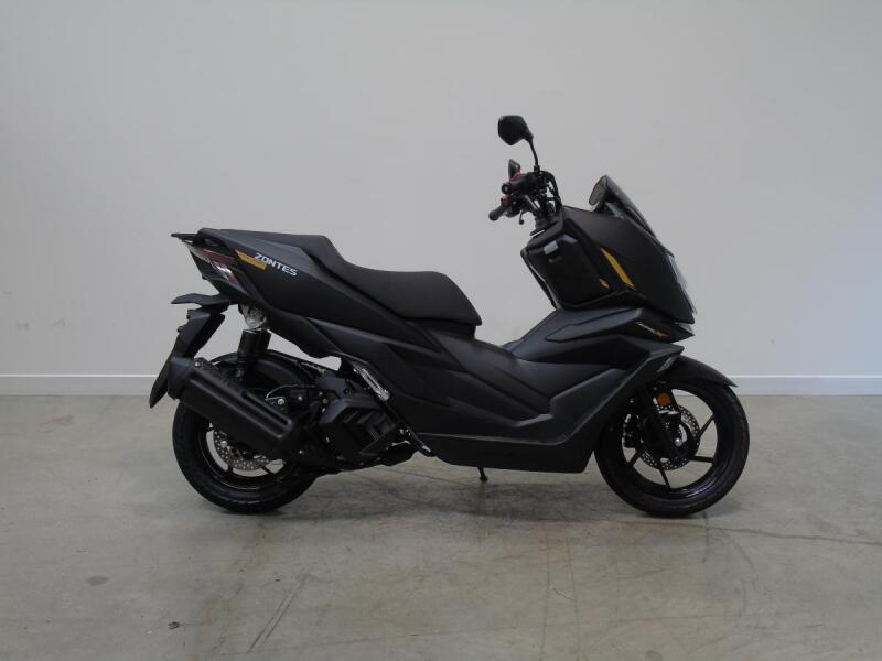 New Zontes ZT125 G1 ABS 125cc Neo-Retro Naked, Unregistered, Price Inc OTR