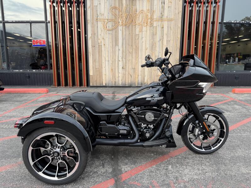 Harley-Davidson® Road Glide 3 2026