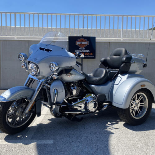 2023 Harley-Davidson® Tri Glide® Ultra thumb 0