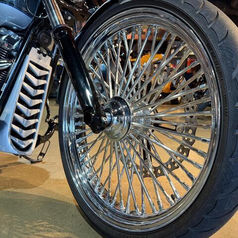 Harley-Davidson® Breakout™ 2023 FXBR thumb 3