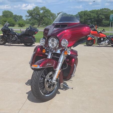 2017 Harley-Davidson® Ultra Limited Two-Tone Mysterious Red Sunglo/Velocity Red Sunglo thumb 2