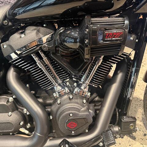 MY26 Harley-Davidson Softail Low Rider ST 117 w/ABS (FXLRST) Vivid Black thumb 1