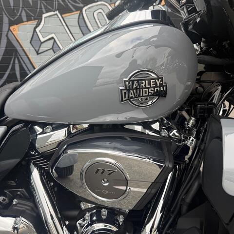 MY26 Harley-Davidson Trike Street Glide 3 Limited 117 VVT (FLHLT) Dark Billiard Gray thumb 1