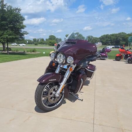 2021 Harley-Davidson® Ultra Limited Midnight Crimson thumb 2