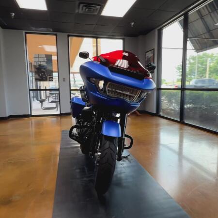 2026 Harley-Davidson® Road Glide® Aurora Blue Denim Black Trim thumb 1