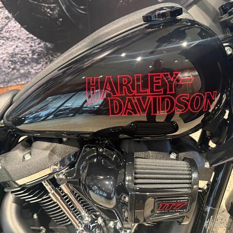 Harley-Davidson MY26 Harley-Davidson Softail Low Rider ST 117 w/ABS (FXLRST)  thumb 2