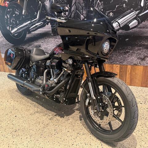 MY26 Harley-Davidson Softail Low Rider ST 117 w/ABS (FXLRST) Vivid Black From $38,995* thumb 3