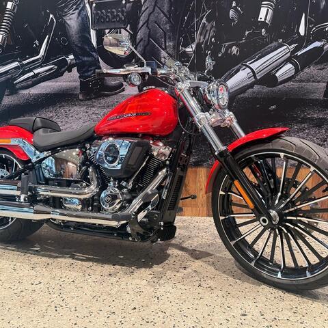Harley-Davidson MY26 Harley-Davidson Softail Breakout 117 w/ABS (FXBR)  thumb 3