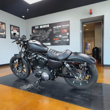 2020 Harley-Davidson® Iron 883™ Black Denim thumb 1